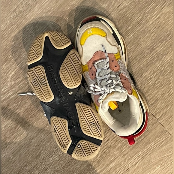 BALENCIAGA TRIPLE S SNEAKER 39 / USA 8 - Picture 2 of 7